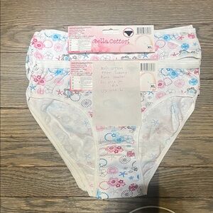 Women's Floral Print Panties - White and Pink